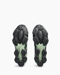 Men's Airport Outfit Breathable Mesh Trainers
