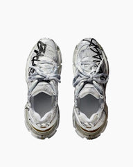 Men's Airport Outfit Aesthetic Graffiti Runners