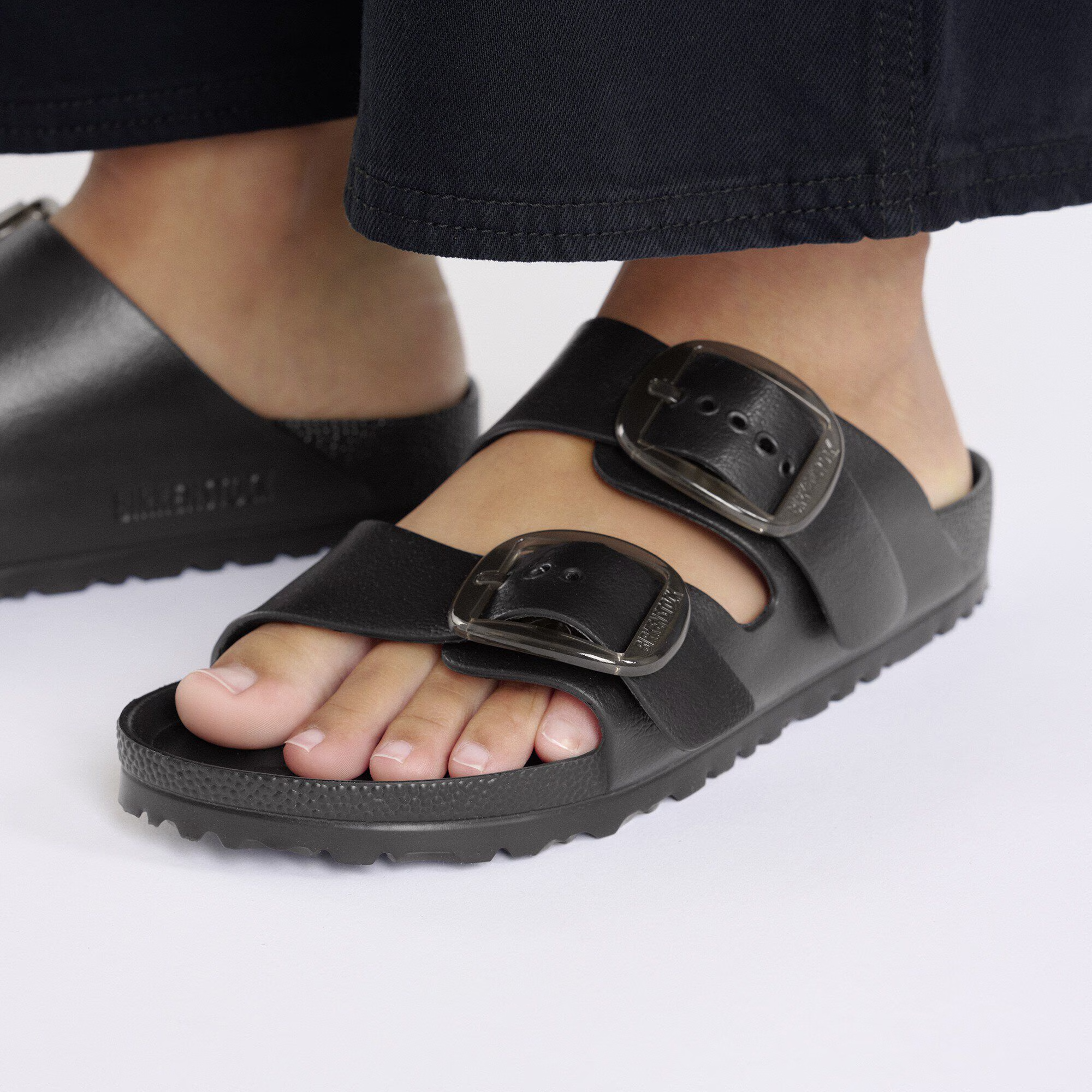 Arizona EVA Big Buckle Black (Women)