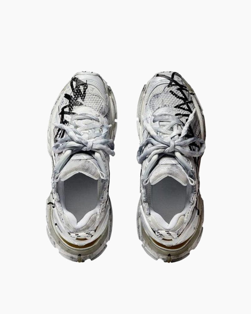 Men's Airport Outfit Aesthetic Graffiti Runners