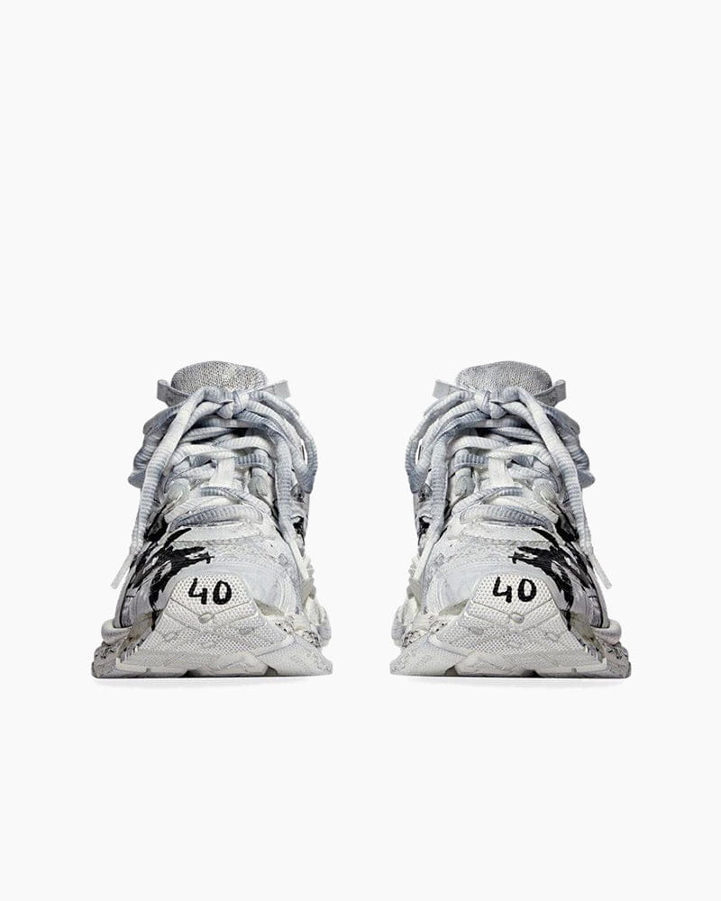 Men's Airport Outfit Aesthetic Graffiti Runners