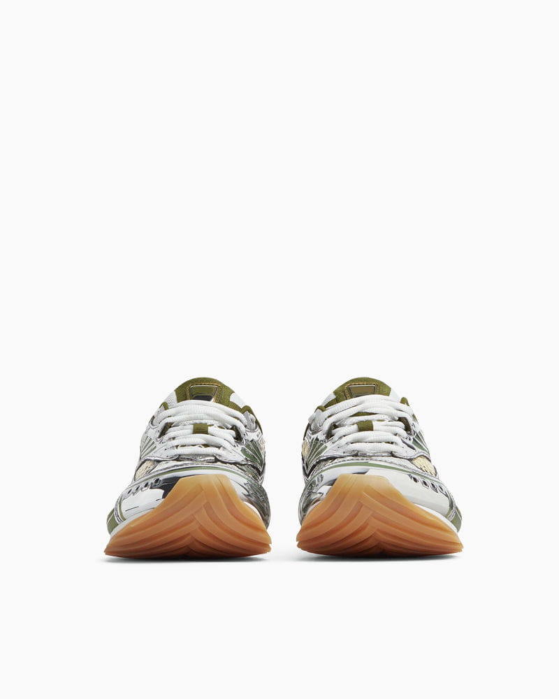 Lightweight Retro Sneaker for All-Day Comfort Breathable Cage Design