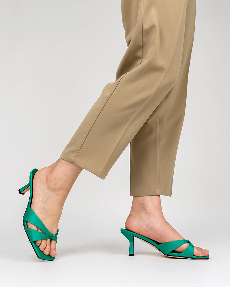 (Clean Up - US 9) Stiletto Heeled Thong Kitten Heel Sandals