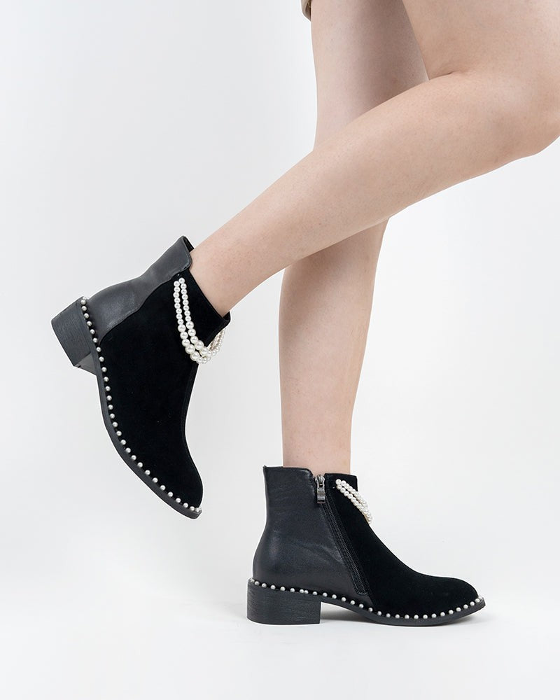 (Clean Up - US 7) Pearls Chain Round Toe Chunky Heel Ankle Boots