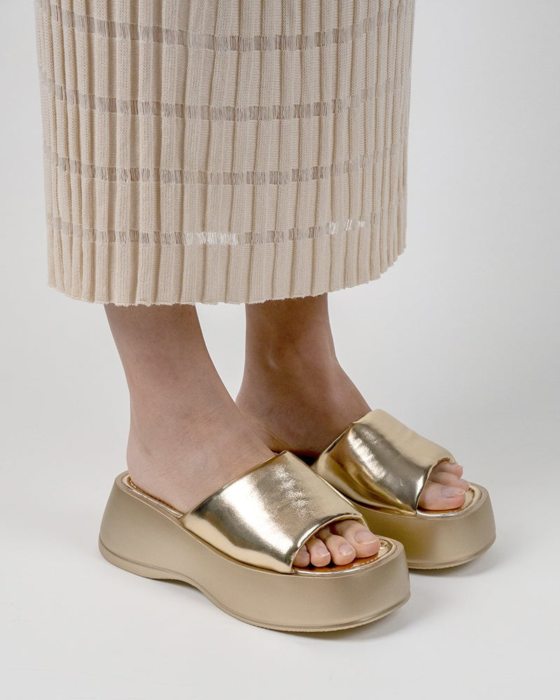 (Clean Up - US 6) Wrapped Midsole Comfortable Lightweight Platform Sandals