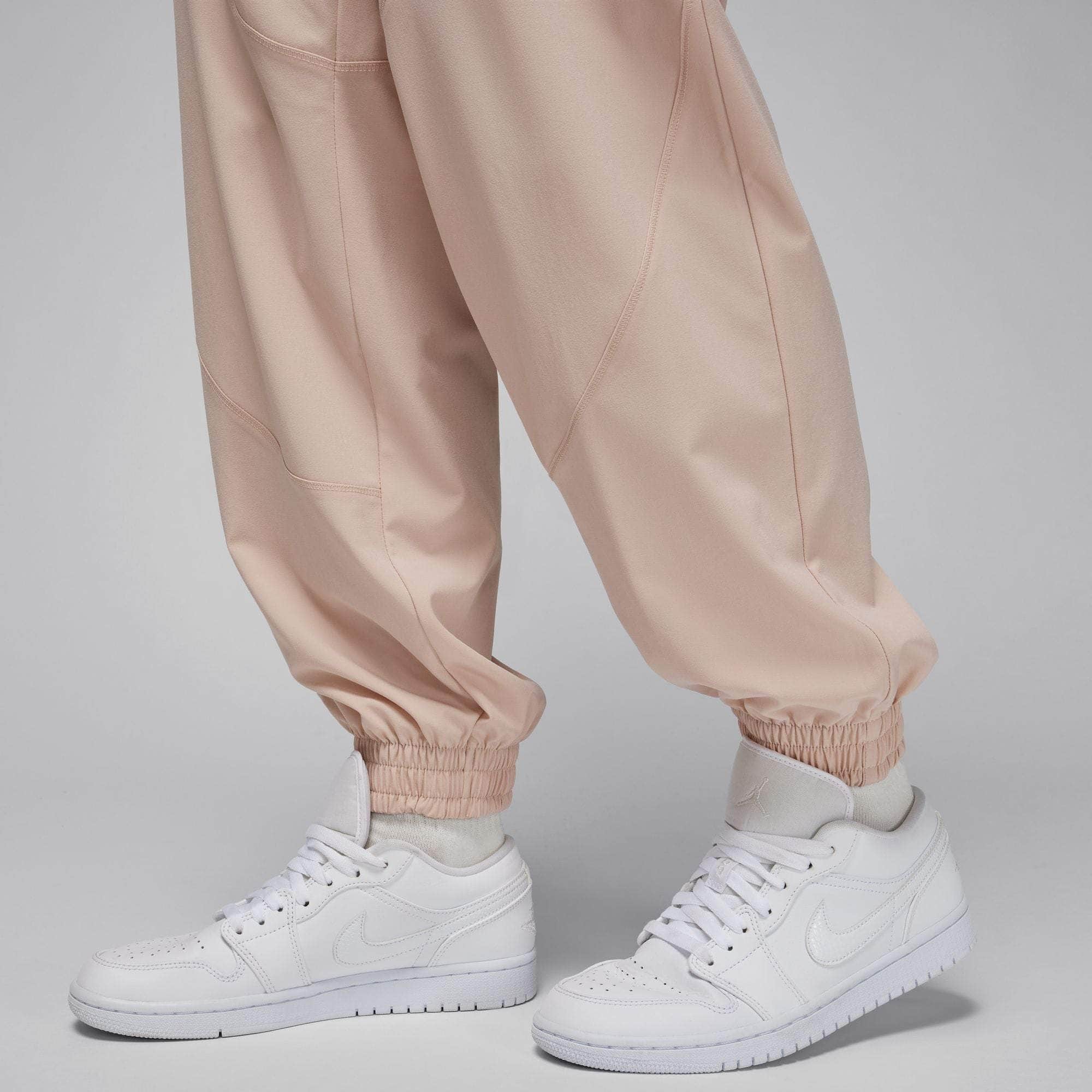 Air Jordan Sport Tunnel Pants - Women's
