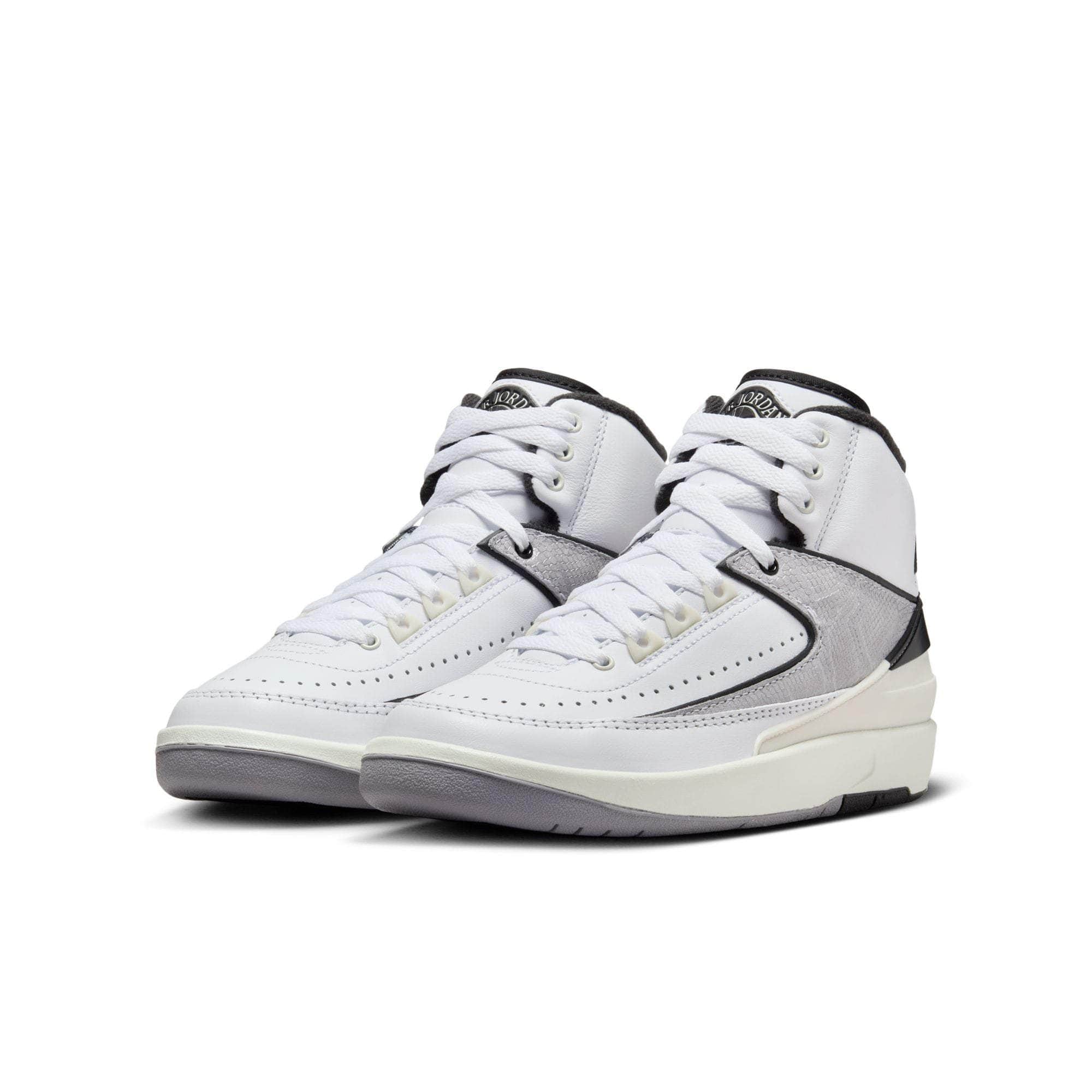 Air Jordan 2 Retro "White Fire Red Black Cement" - Boy's GS