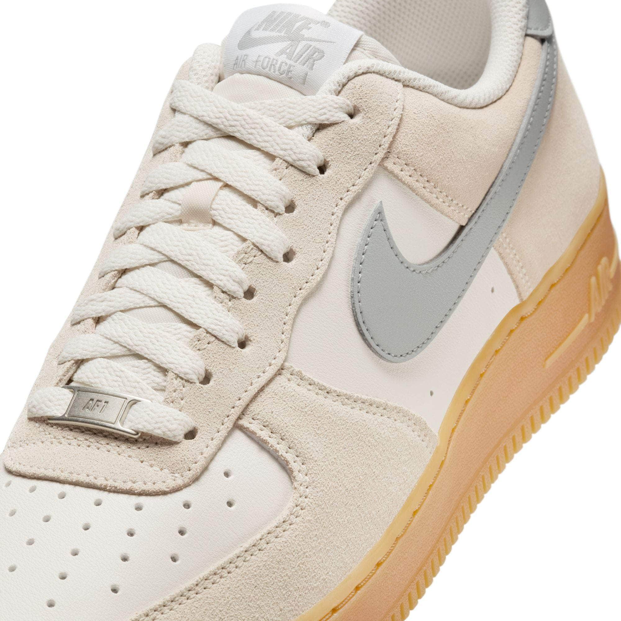 Nike Air Force 1 '07 LV8 - Men's
