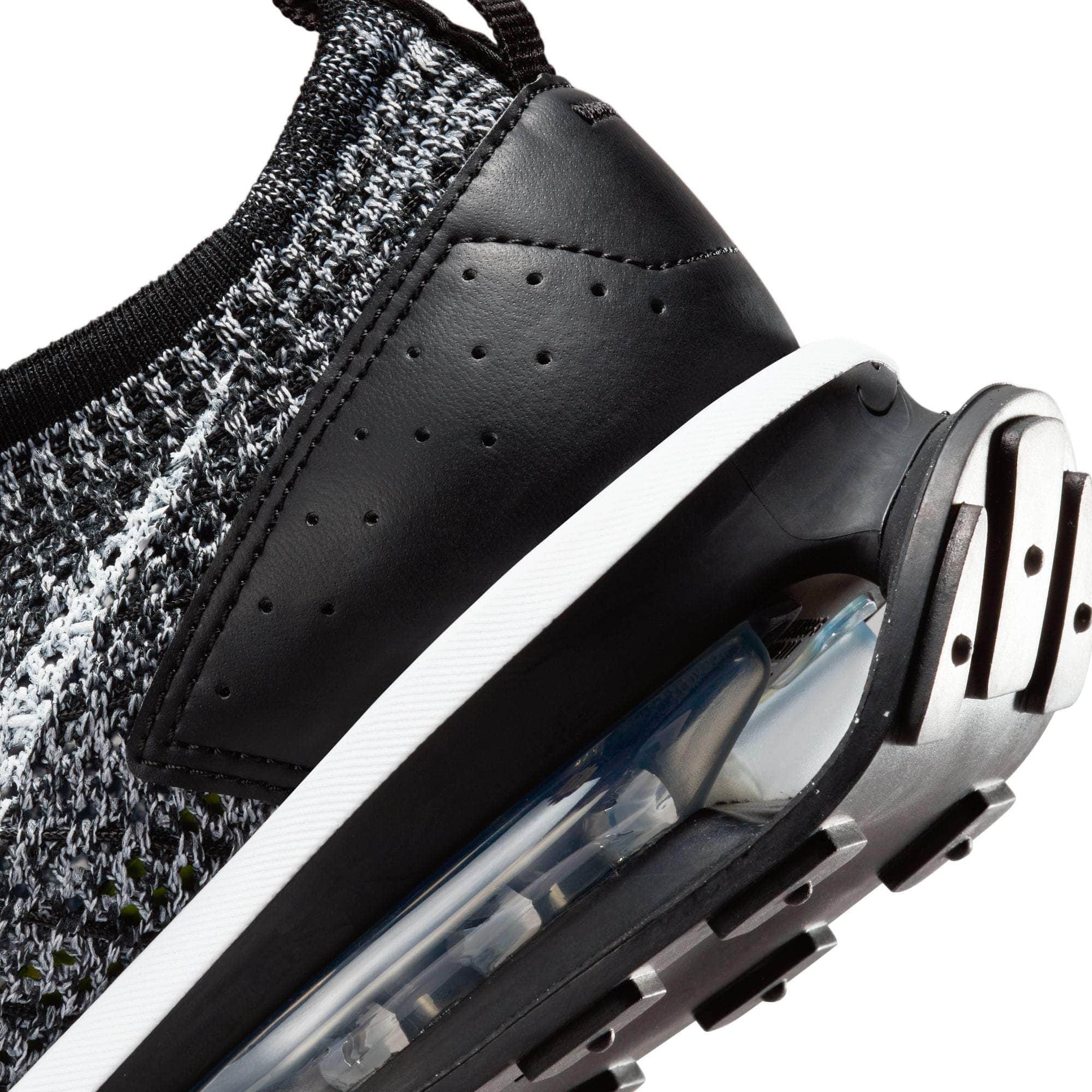 Nike Air Max Flyknit Racer - Men's