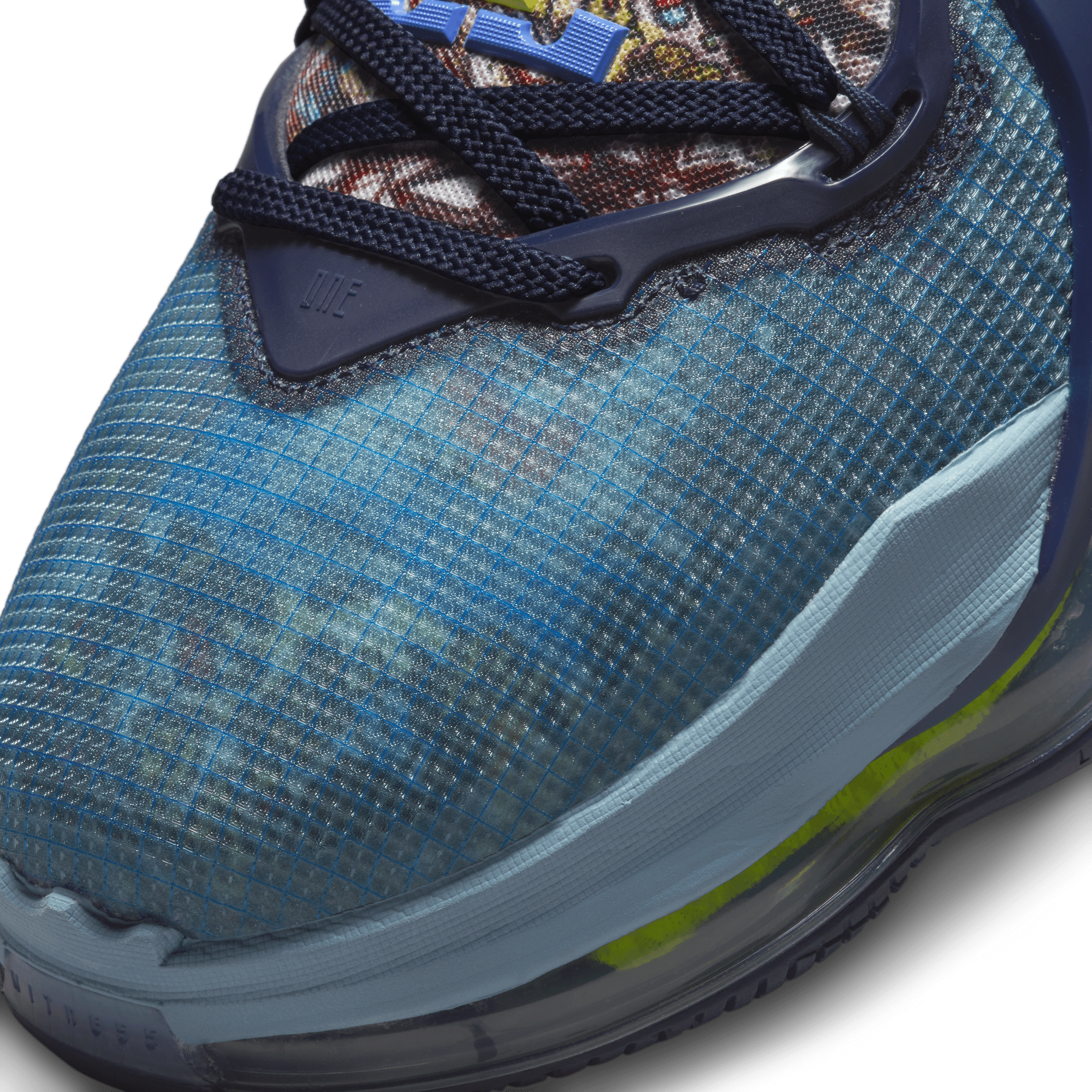 Nike LeBron 19 - Men's